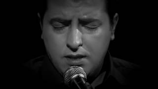 Orhan Şahi̇n Gi̇ymi̇si̇m Aşk Gömlegi̇ni̇mersi̇ye