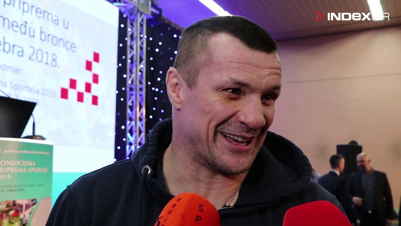 Lezbijke zavode djevojke video