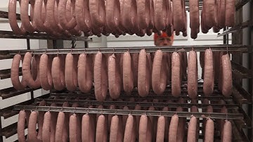 Worstenmakers draaien op volle toeren voor zuurkoolmaaltijd Alkmaar Ontzet