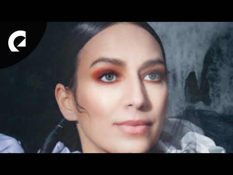 Caro Luna - El Aguam (Royalty Free Music)