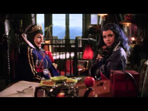 Extended Trailer | Disney Descendants