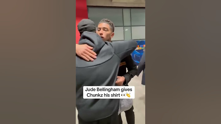 Jude Bellingham gives Chunkz his shirt