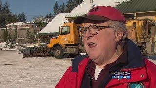 Cars abandoned on snowy interstate cause traffic trouble
