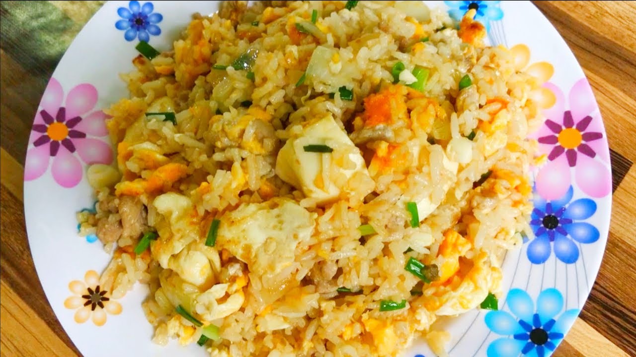 ข้าวผัดไข่เค็ม