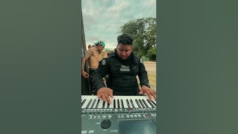 Capitão pitomba, gago, Mc felupe- eu me entrego. #humor #policia #comedia #deupolicia #musica #memes