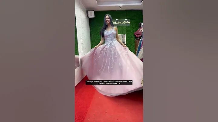 Huge Flare Engagement Gown😍Shopping in Chandni Chowk#shorts #ashortaday #lehenga #lehengacholi