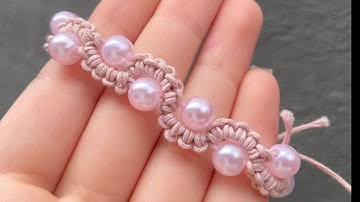 Pulseira de macramê com miçangas!!!