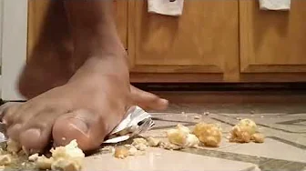 Popcorn Crush Walkover