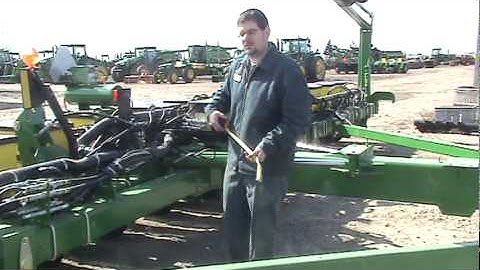 Setting your John Deere Planter Hitch Cross Implement www.crossimp.com