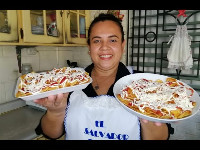 PAPAS LOCAS SALVADOREÑAS/ UNA FORMA DIFERENTE DE COMER PAPAS - YouTube