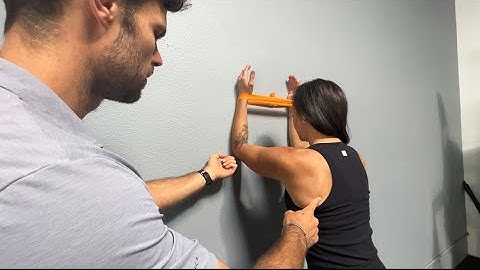 Strengthen Your Serratus Anterior With Serratus Wall Slides