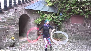 Emma from www.hoopingmad.co.uk Twin Hooping at Hoop-The-Castle