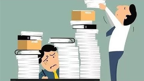 concept of overloading in chess ( chess tactics )with puzzle