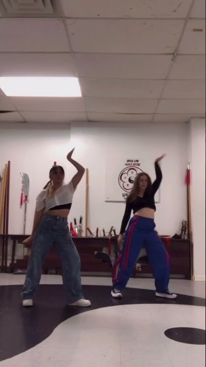 Dumb dumb by Somi #shorts #kpopdancecover #dumbdumbsomi #trending