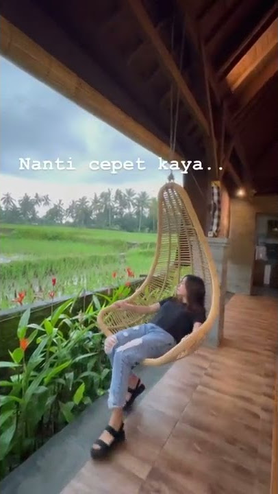 santai dulu ah kerja terus nanti cepet kaya enggak enak sama yang lain