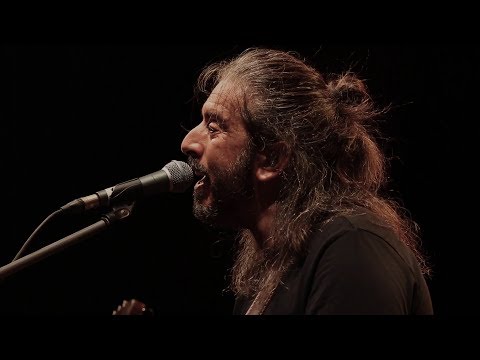 Γιάννης Χαρούλης - Καπηλειό - Live