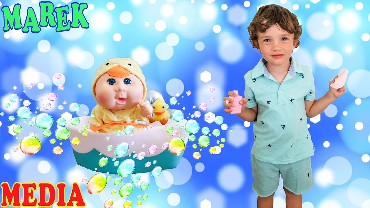 Pretend Play Baby Doll Bath Time