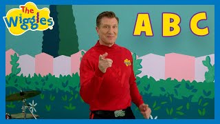 Video-Miniaturansicht von „ABC Alphabet Song for Toddlers 🔤 Learn the Alphabet with The Wiggles“