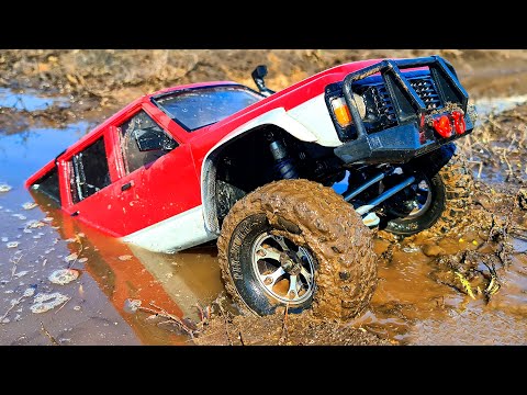 Nissan Patrol 4x4 vs Mercedes Unimog MUD Racing - RC CARS OFF Road