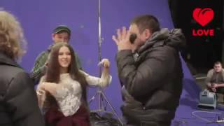 Съёмки клипа Нюши Наедине для LOVE Radio Съёмки клипа Нюши Наедине для LOVE Radio