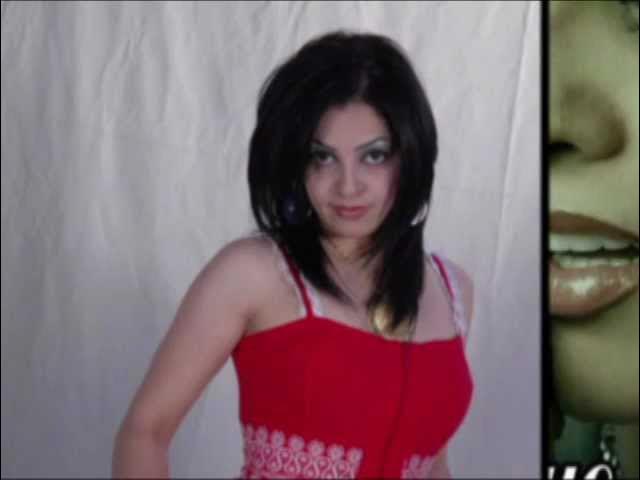 Ogizdagi konkani aks ettiruvchi onlayn porno video Sohilda sorish video