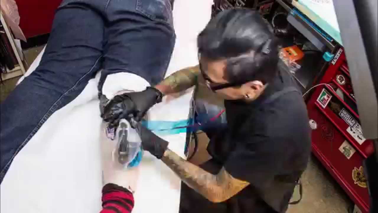 The Ink Lab - Tattoo Time-Lapse with Charlie Mendez - YouTube