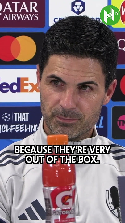 Arteta's hilarious response to a reporter asking about the RAF visiting Arsenal ✈️