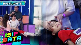 Argus is caught getting a massage from Tyang Amy | It's Showtime Isip Bata