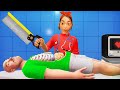 Performing SURGERY On JELLY in Surgeon Simulator! (gone wrong)