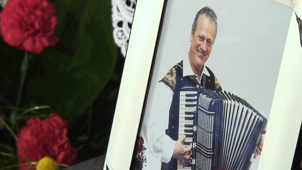 Veter nosi pesem mojo - pogreb Slavka Avsenika - 7. julij 2015