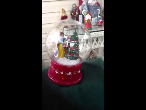 Disney princess musical snowglobe