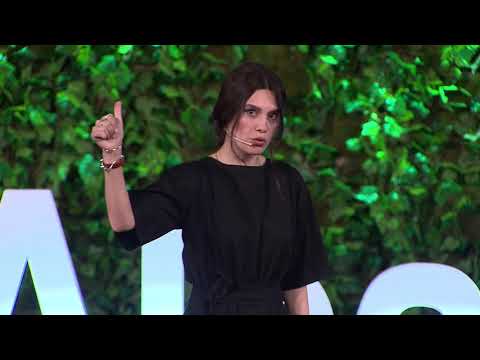 Kızlar Kardeşini Doğuruyor | Büşra Sanay | TEDxAlsancak