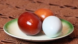 Как красить яйца к пасхе натуральными красителями(как красить яйца к пасхе натуральными красителями смотрите мое видео и оставляйте отзывы. Я провела ряд..., 2014-04-13T19:08:20.000Z)