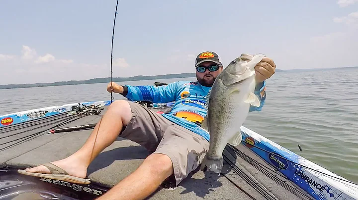 Jayme Rampey Catches 24 pounds with a Drop-shot on Kentucky Lake