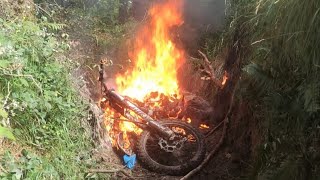 Enduro Meringrades 2021 | Dirt Bike on Fire 🔥, Crash & Show by Jaume Soler