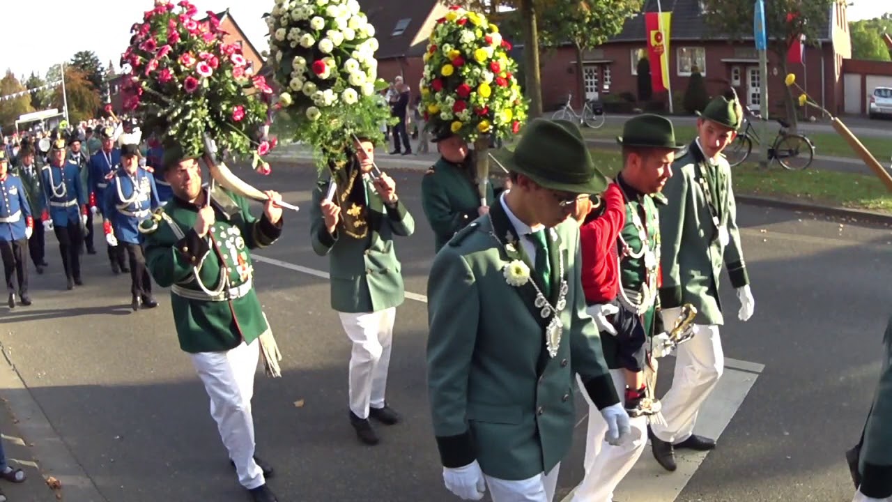 Pesch 2018 Schützenfest - Abmarsch nach der Parade