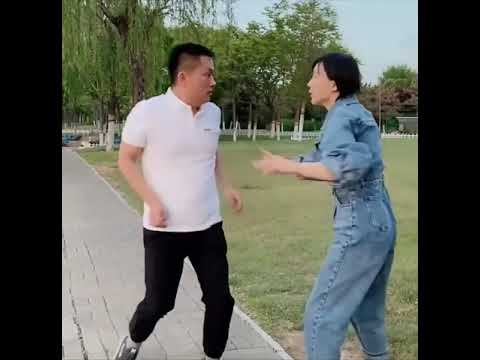 Китайский юмор на ЮТУБ.Короткий смешной видео прикол.Чудики из Тик Ток.#Shorts