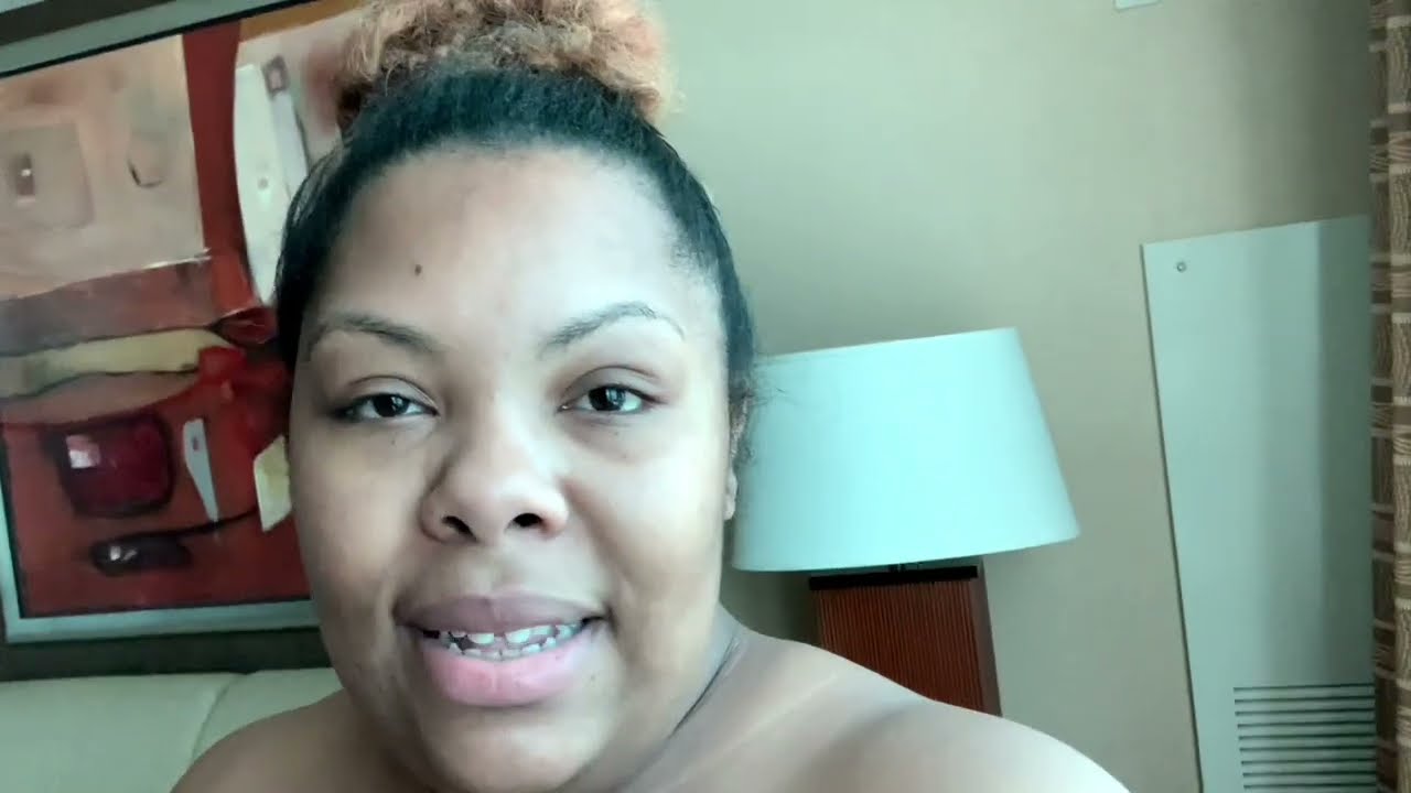 Las Vegas Hotel-What To Know When Staying The First Night | Travel Vlog
