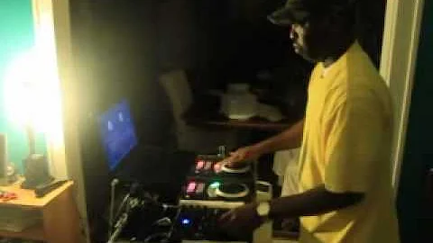 Serato & Dj Mike Scott "Thump Music Dj's"