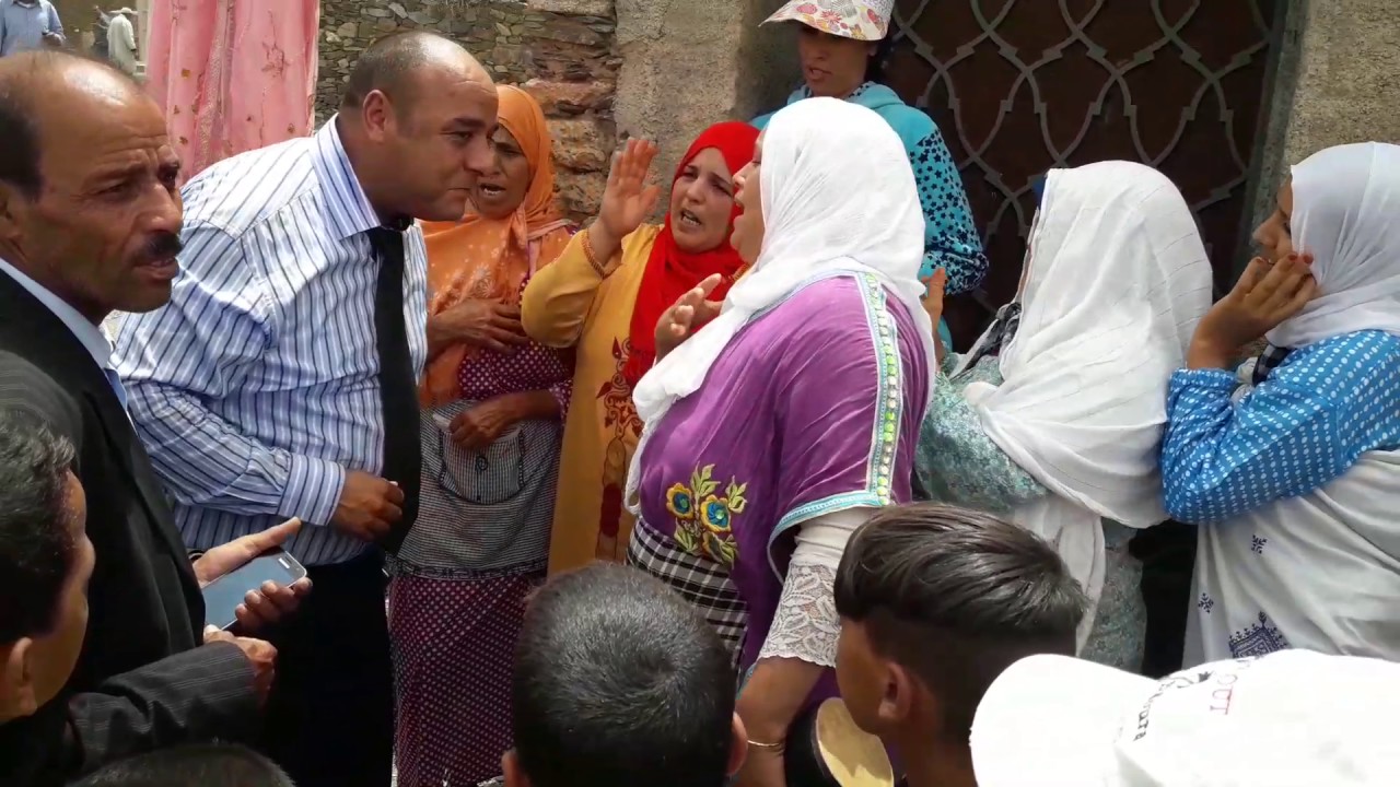 اسماعيل البرهومي رئيس جماعة حربيل واعضاء المجلس يعطون انطلاقة تزويد دوار ايت بلا وسعيد بالماء الشروب