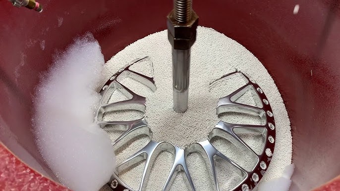 Knife Polishing, Automatic Surface Finishing, Inovatec Machinery