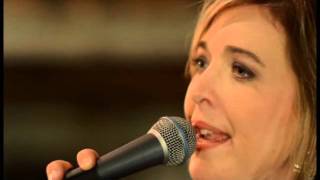 Amber Digby - Live At Swiss Alp Hall - Medley: Wine Me Up/Close Up The Honky Tonks chords