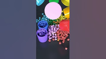 Reverse Dice Colored Cup Spill ASMR #dice #satisfying  #3danimation #cubes #knightcube #asmrsounds