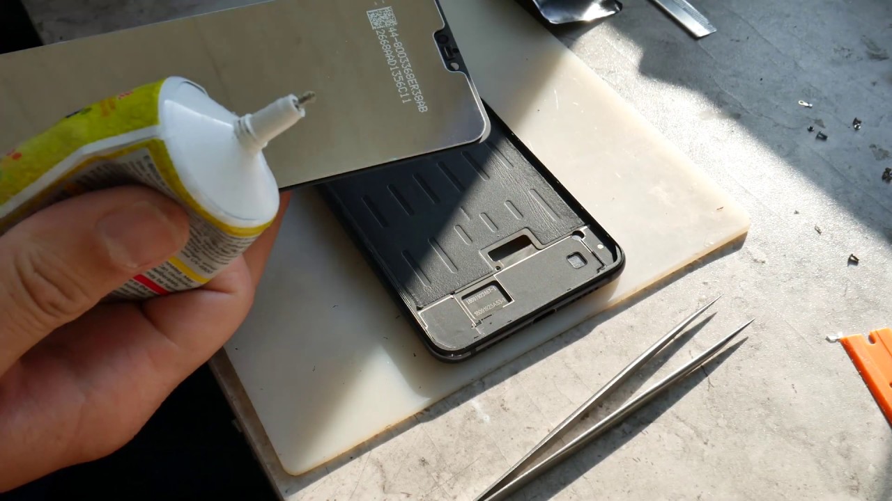 замена дисплея huawei p20 lite. хонор 9 лайт в разборе. ремонт лайт. красивый современный интерьер. монтаж светодиодных светильников.