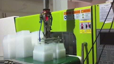 Runma High Speed Robot for Two-cavity Thin-wall Meal Box