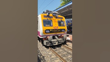 Yolo Face And Pink Face To Emu Local Train Seoraphuli Local And Barddhaman Local Depart Horn 💛💜 #var