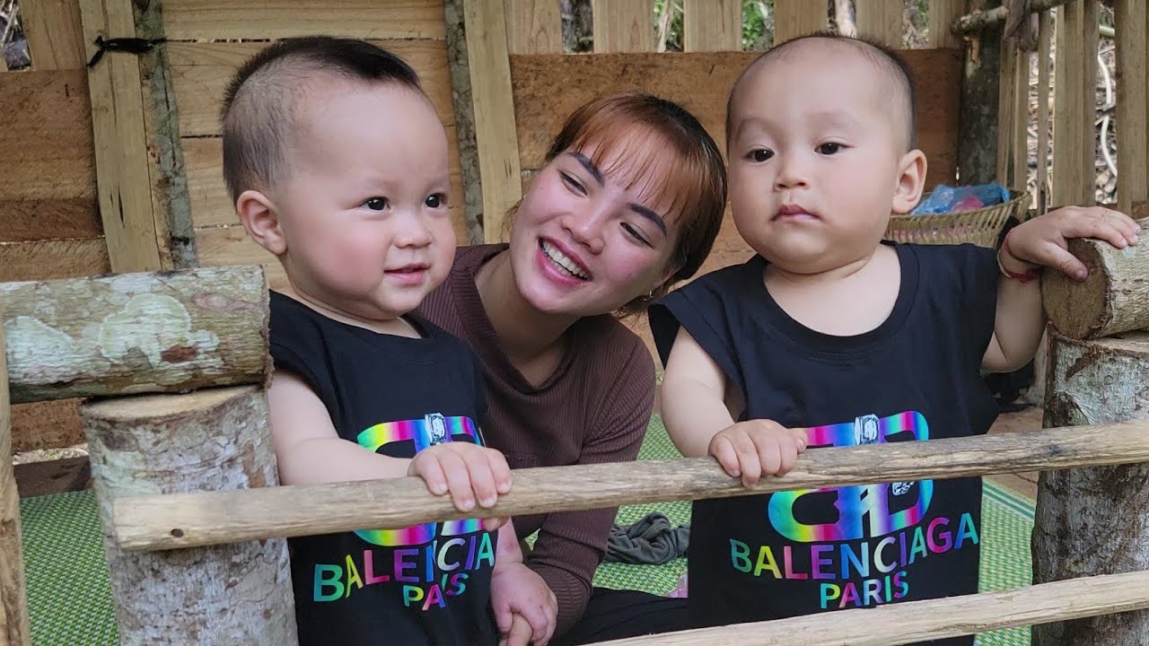 Warmth when mother and child are together & Harvesting tomatoes to sell-Cooking fish in tomato sauce