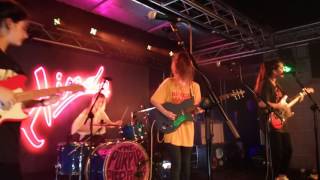 Hinds -easy- [live sala REM murcia] (9-12-2016)