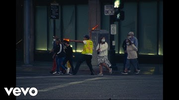 James Vincent McMorrow - Planes in the Sky (Official Video)