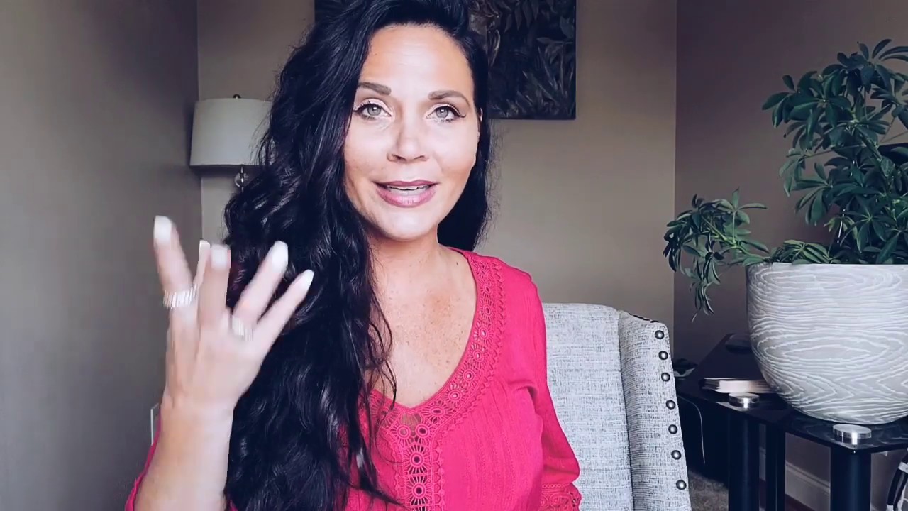 TAURUS, THEY DON'T KNOW WHAT THEY WANT BUT YOU DO ❤ YOU VS THEM MID-JUNE TAROT READING.